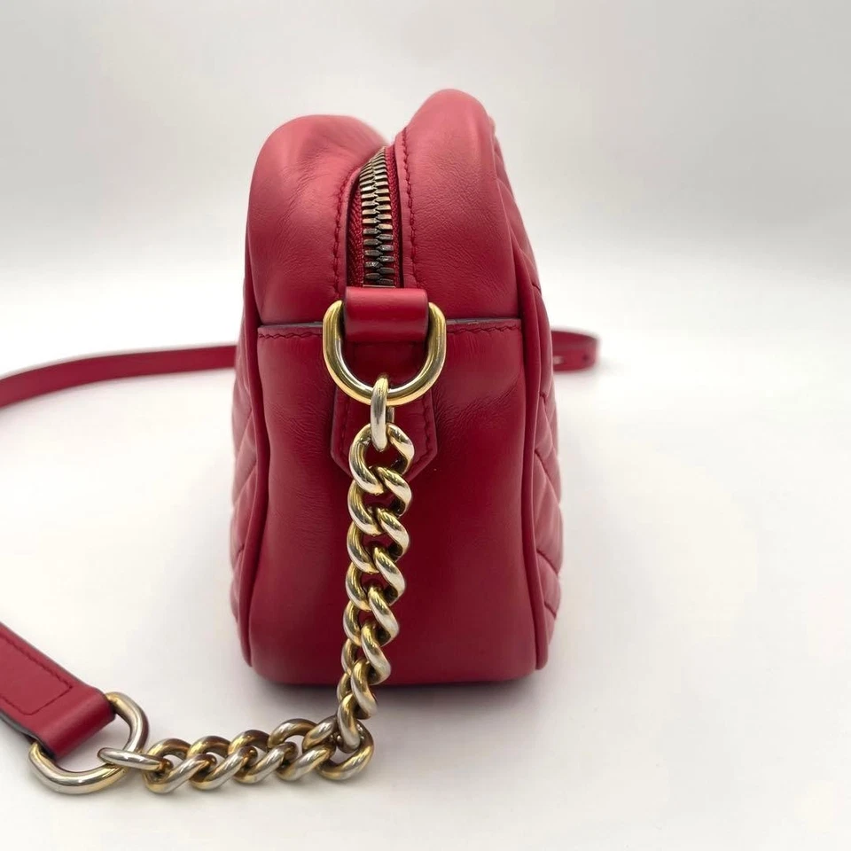 Bolso de hombro GUCCI Marmont cadena en rojo excelente estado Foto 3 de 4