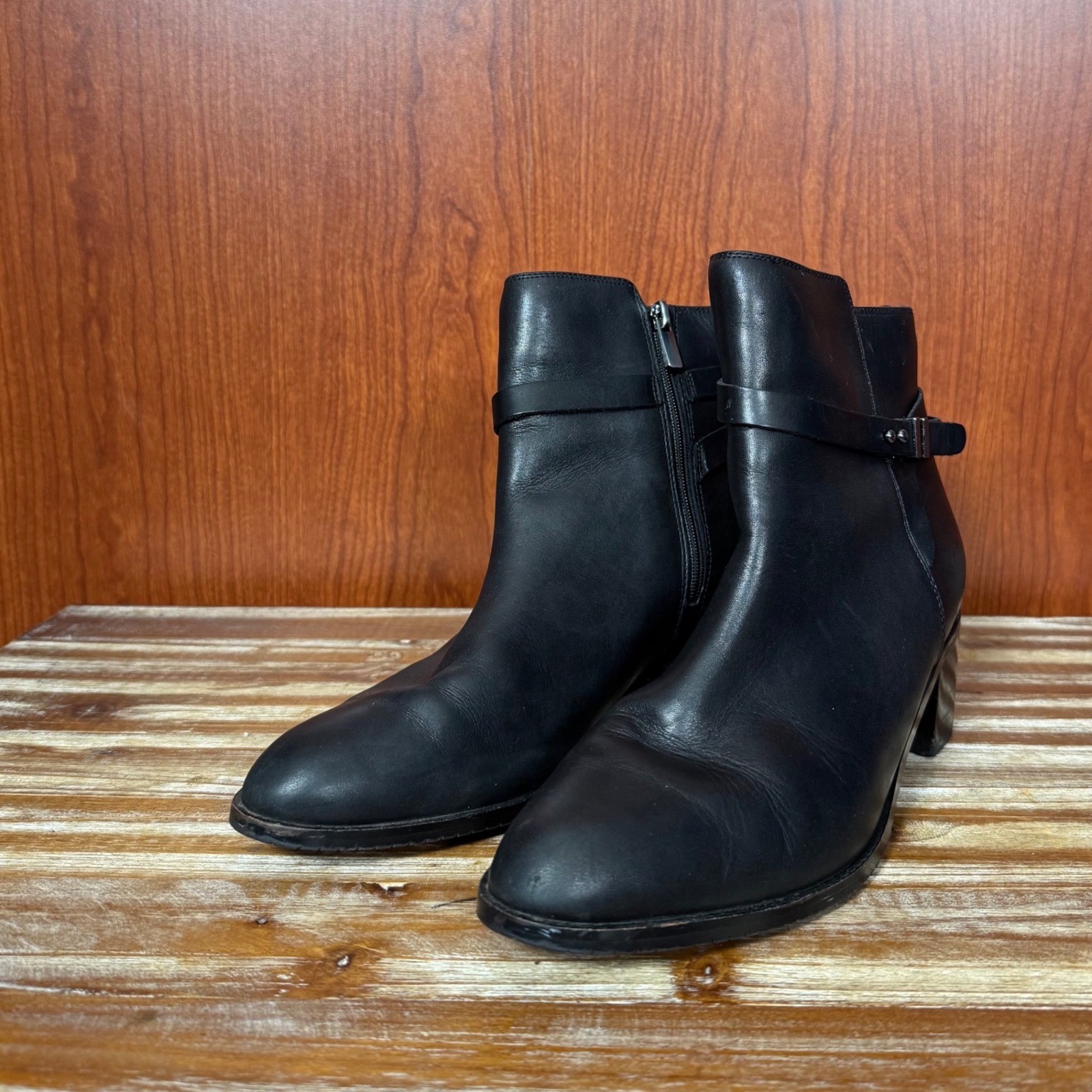 Clarks Womens Black Leather Ankle Boots Buckle Strap Side Zip Block Heel 9.5M