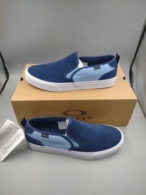 Oakley Banks Slip Ons ~ Men display picture 1