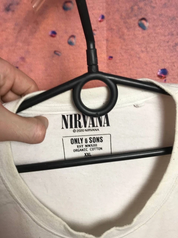 Camiseta de rock Nirvana Band Foto 4 de 4