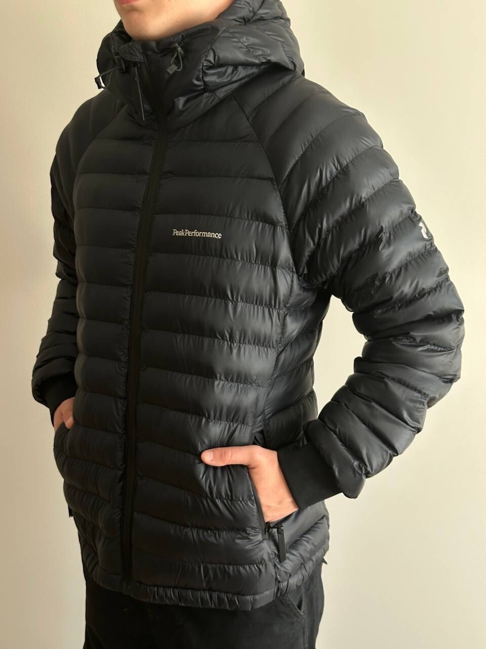 Peak Performance W TOMIC LIGHT JACKET G75520 Mens… - image 4