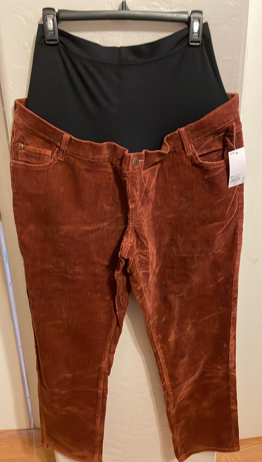 Maternity Corduroy Pants Size 16 42” Stretch waist 29” Inseam Orig 50