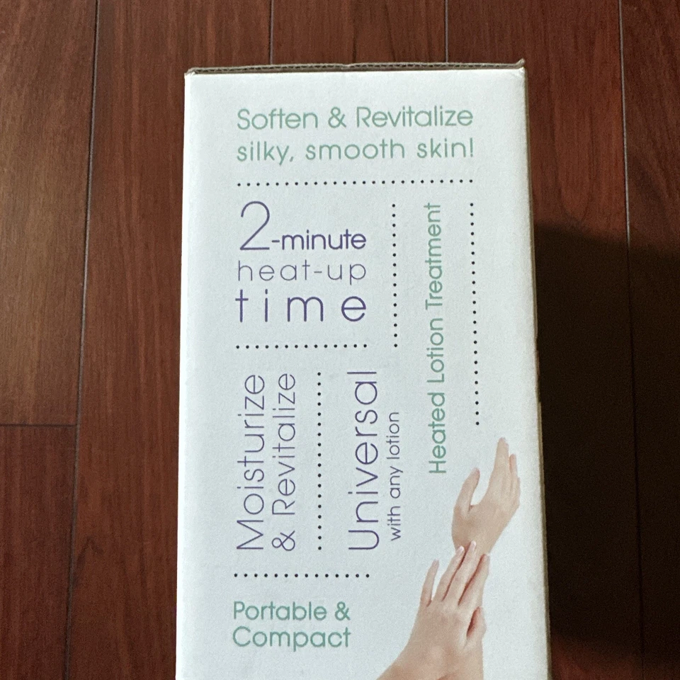 Conair True Glow Heated Lotion Dispenser - Brand New In Box - Image 2 of 4