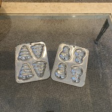 2 VTG Aluminum Christmas Holiday Cookie Molds...