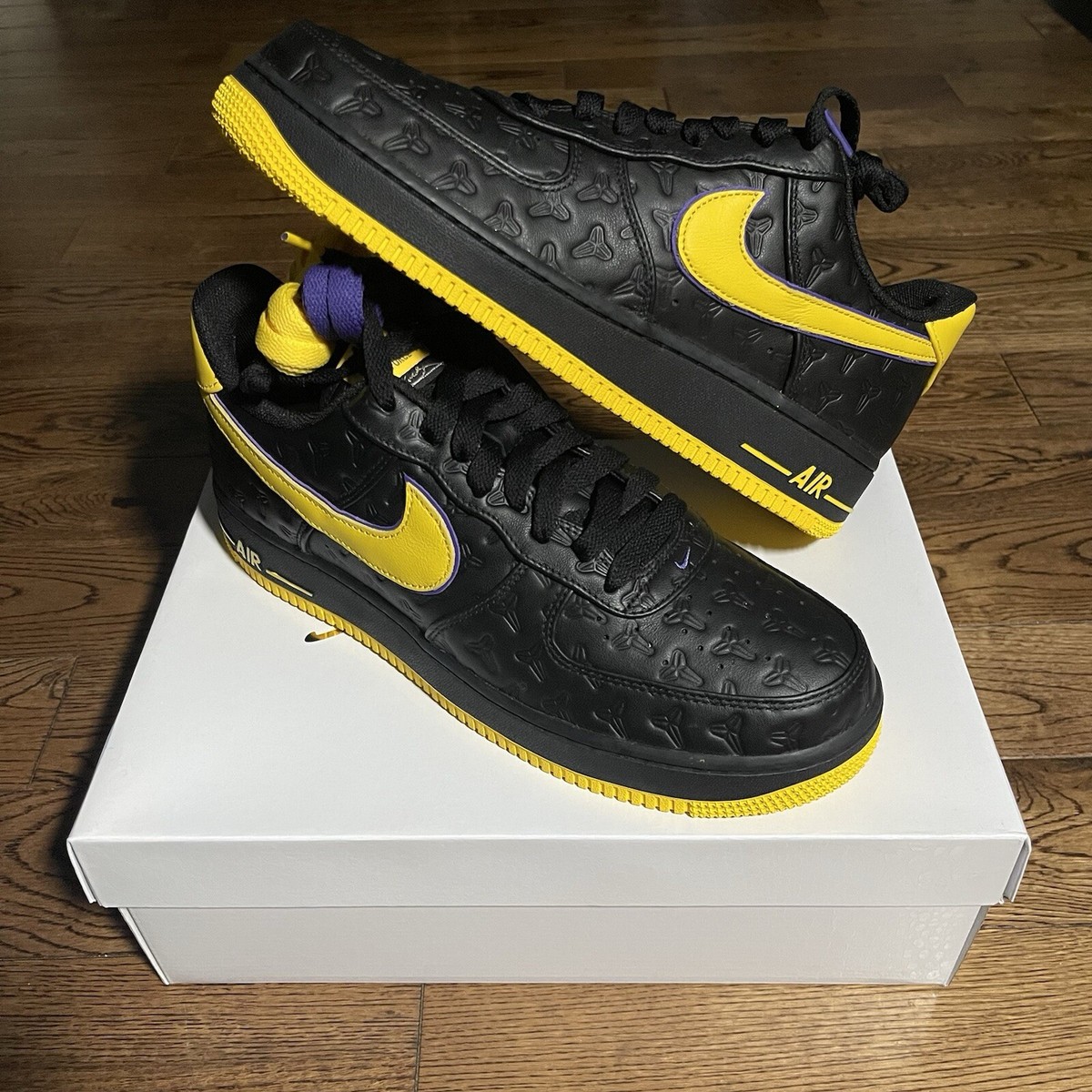 New Nike Kobe Bryant x Air Force 1 Low Retro Lakers Away New Nike Kobe Bryant x Air Force 1 Low Retro Lakers Away