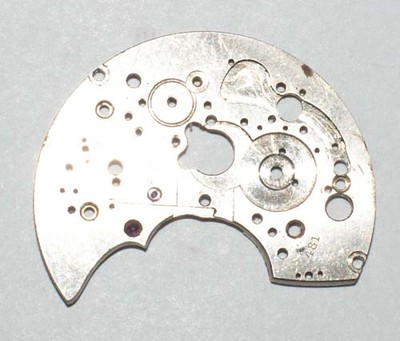 UNIVERSAL GENEVE 481 RÄDERWERKBRÜCKE PART 118