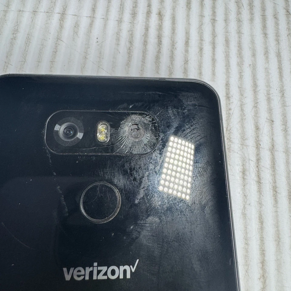 LG G6 VS988 Verizon 32GB See Photos - Image 2 of 4