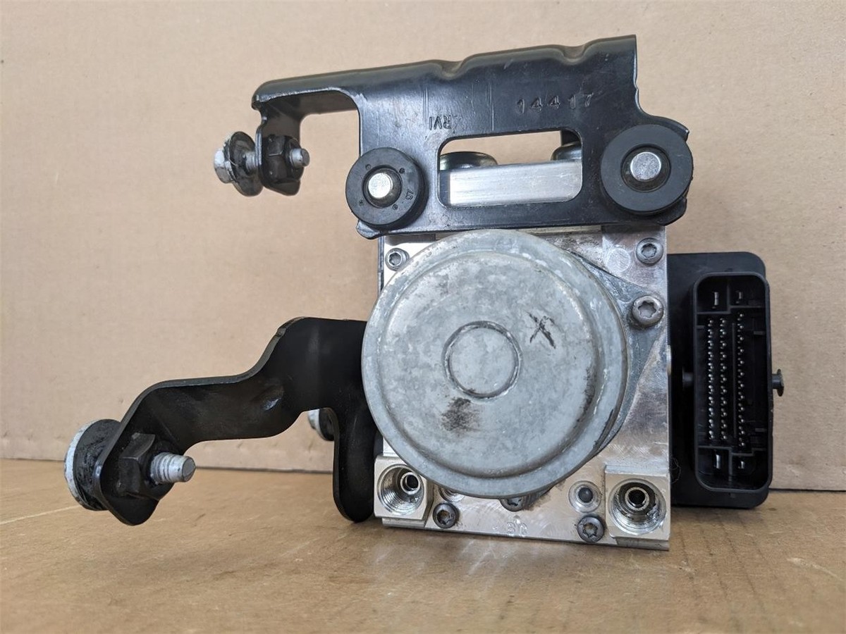 84256787 OEM Genuine 2017-2019 GMC Yukon XL 1500 ABS Anti-Lock