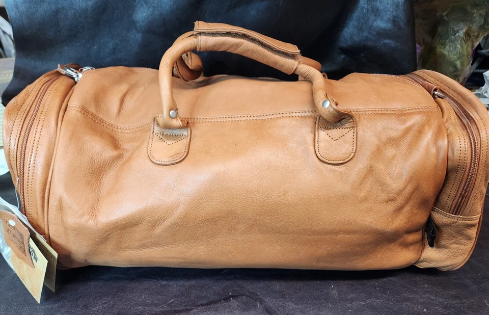 *NUEVO CON ETIQUETAS* Bolso de Lona Fender Canyon Outback 2000 De Colección Cuero de Vaca Distribuidor Foto 3 de 4