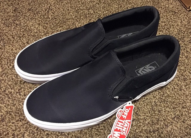 vans slippers black