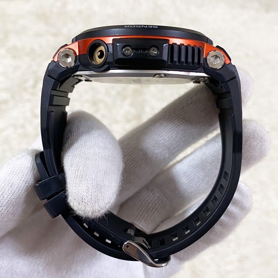 Casio WSD-F30-RG Pro Trek 4GB GPS Bluetooth Smartwatch for Men