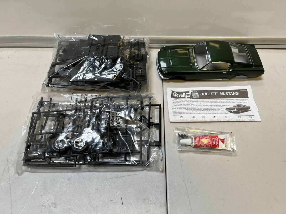 Revell Metal Body Steve McQueen Bullitt 1968 Ford Mustang 1 Revell Metal Body Steve McQueen Bullitt 1968 Ford Mustang 1