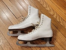 Vintage REIDELL Size 7.5 Ice Skates, Model 220