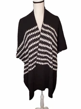 NWT Justin & Taylor Women's Shawl Wrap Sweater Black White One Size