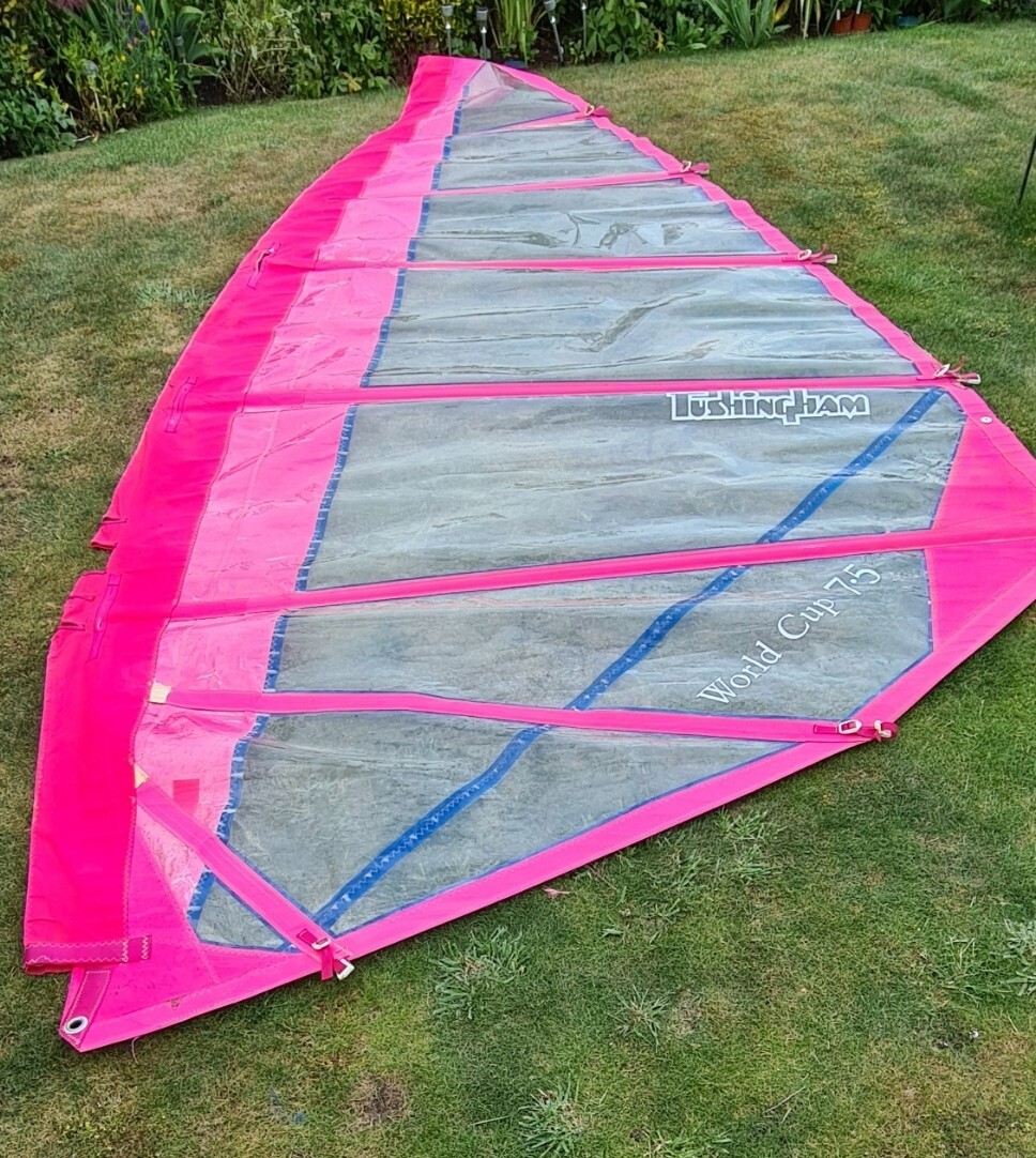 WINDSURF EQUIPMENT, F2 Bullit board +4 sailsNeil Pryde,Tushingham