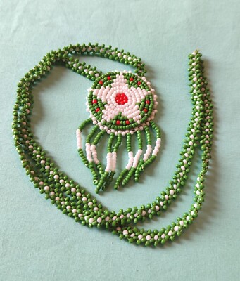 Vintage Southwest Hand Beaded Leather Star Seed Bead Necklace Green Red White 