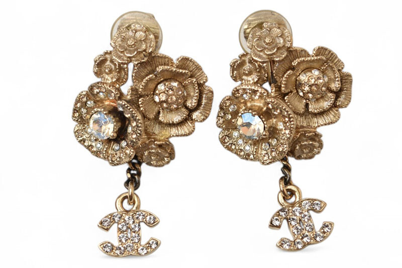 Chanel Coco CC Camellia Rhinestone Gold Earrings 12mm