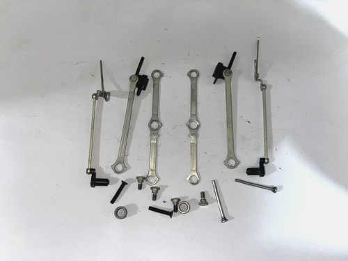 LIONEL PART , 646 2046 2056 , LINKAGE WITH HARDWARE , USED ORIGINAL