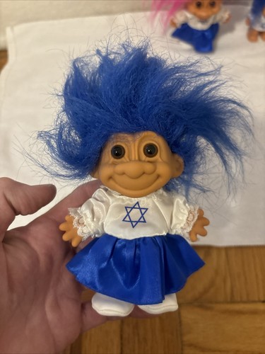De Colección Años 90 Russ Trolls Alrededor del Mundo Israel Bar Mitzvah Lote De 3 ENVÍO GRATUITO - Imagen 2 de 20