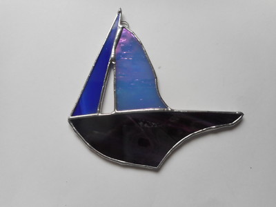 Buntglas Segelboot Sonnenfänger oder Wandhalterung. 