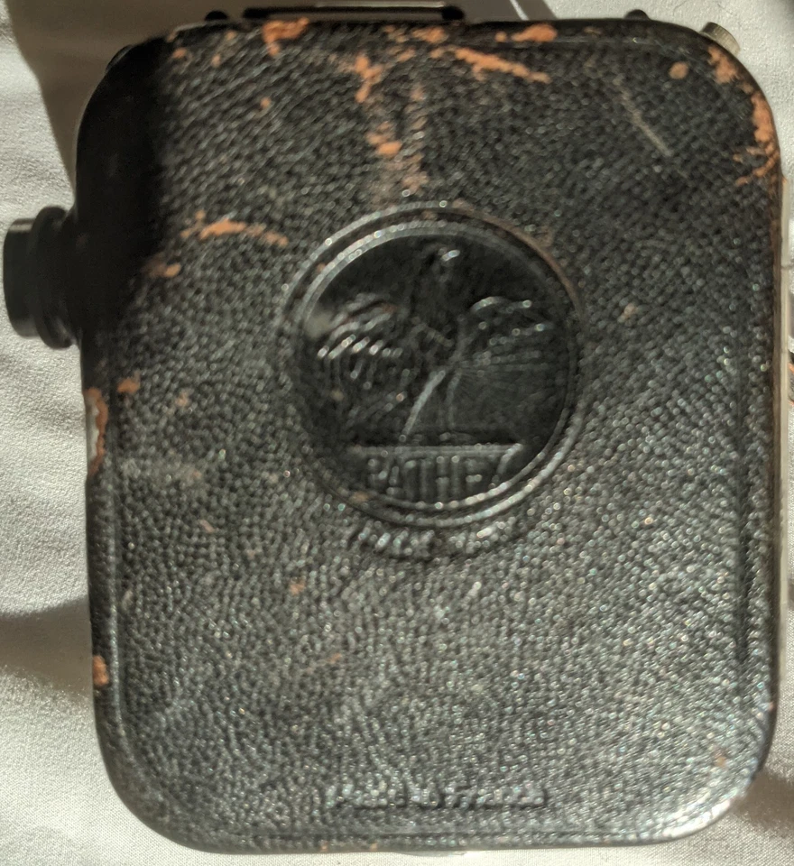 Cámara de película Pathex Pathe 9,5 mm cuerda Foto 2 de 4