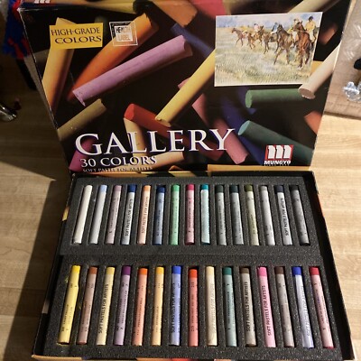 MUNGYO Gallery Artists' Extra Fine Soft Pastel 30 Colors for Professional Artist