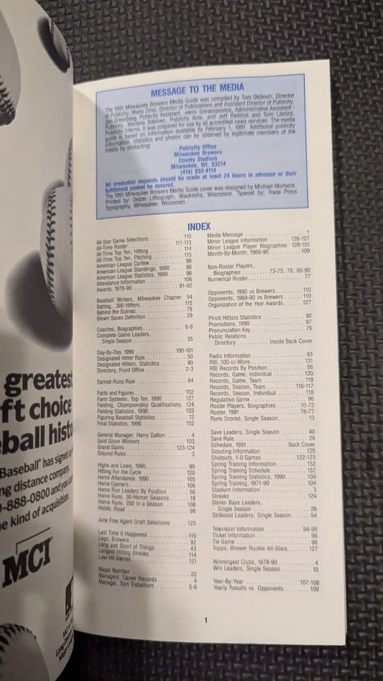 1991 MILWAUKEE BREWERS Robin Yount Media Guide VINTAGE COLLECTORS - NEAR MINT - Image 3 of 4