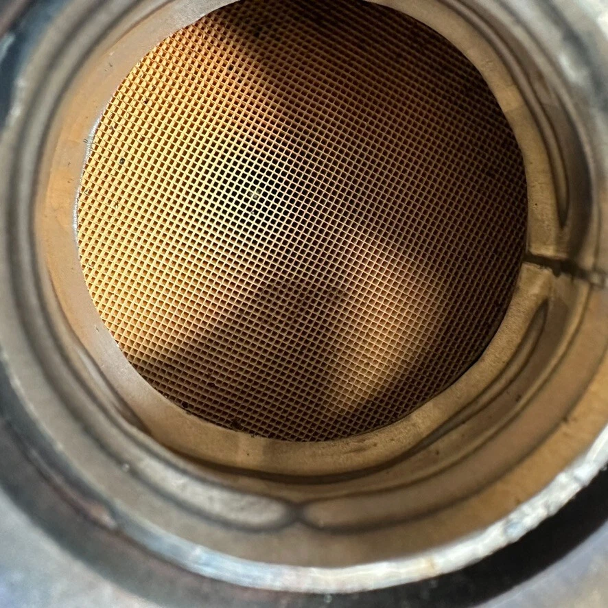 Convertidor catalítico de ajuste directo NAPA 16351 compatible con Ultra EPA no legal en CA Foto 4 de 4