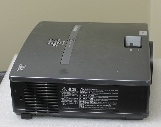 Проектор mitsubishi xd460u Проектор mitsubishi xd460u