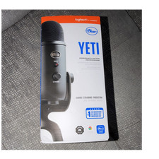 Blue Yeti USB Microphone Black Multi-Pattern Freestanding for Gaming Podcasting