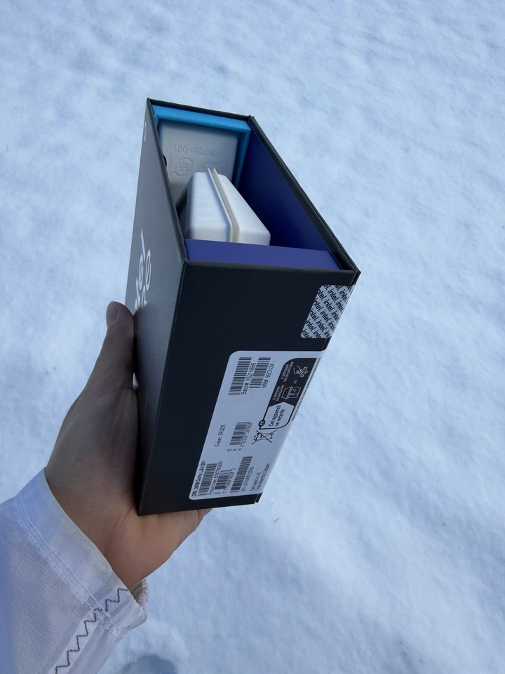 Intel Core Ultra 9 Desktop Processor 285K - 24 cores (8 P-cores + 16 E-cores) - Image 3 of 4