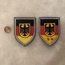 Assorted Pair Of German Army Bundeswehr patches