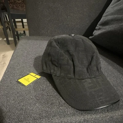 Fendi casquette noir coton taille unique - Photo 1/4