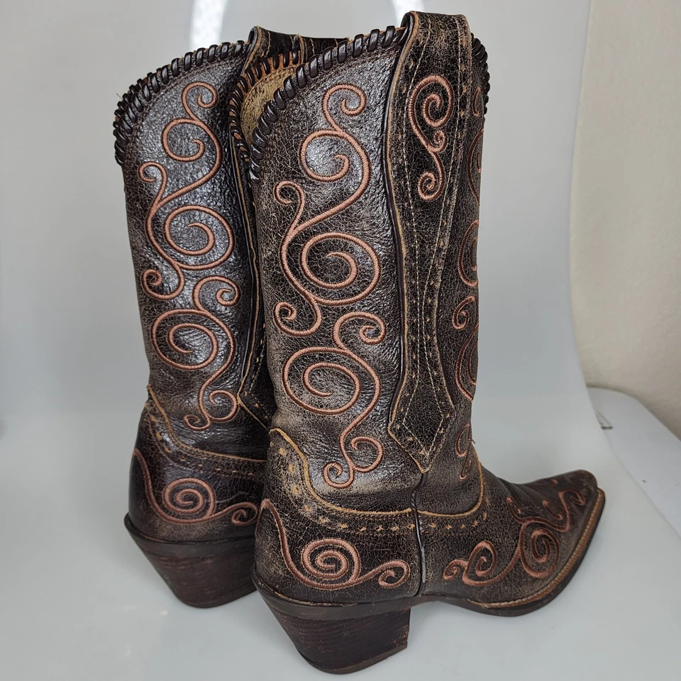 Botas ocidentais Ariat Shelleen marrom desgastado com bordado creme biqueira recortada 7B - Imagem 4 de 4
