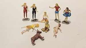 Lot of 9 Motorhead Miniatures Ladies 1/24