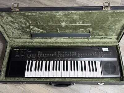 Yamaha PSR-60 Vintage Keyboard mit Koffer und Netzteil