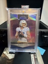 2022 Panini Honors - Justin Herbert #15 Purple Holo Prizm /12 Chargers
