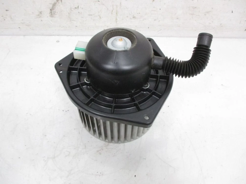 Двигатель вентилятора подходит для Suzuki Grand Vitara II (JT) 1,6 - Изображение 4 из 4