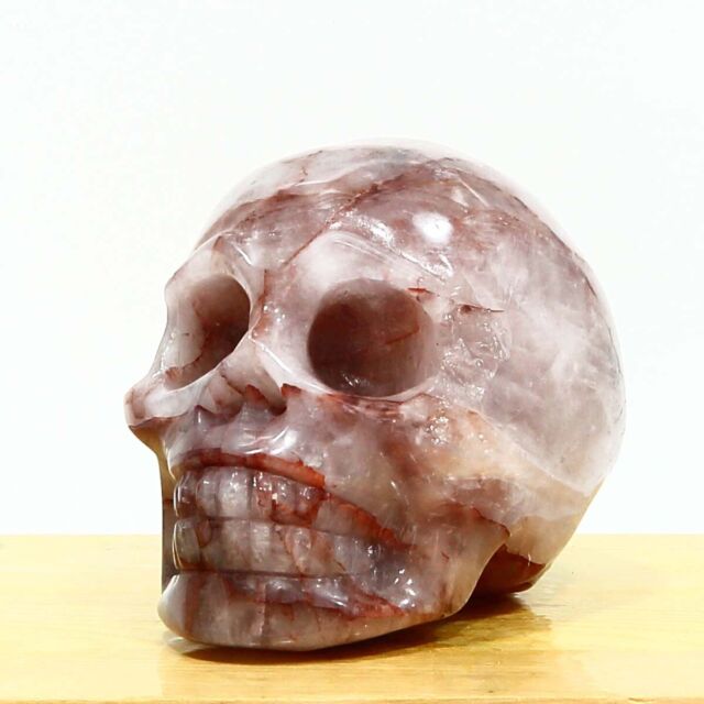 562g Natural Fire Quartz Hand Carved Crystal Skull Quartz Meditation Medium