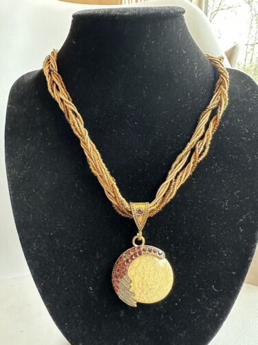 Set of garnet rhinestone necklace and bangle