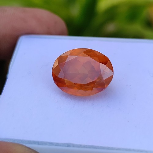Pietra preziosa ovale topazio imperiale marrone dorato brasiliano 23,55 ct con certificato - Foto 3 di 9