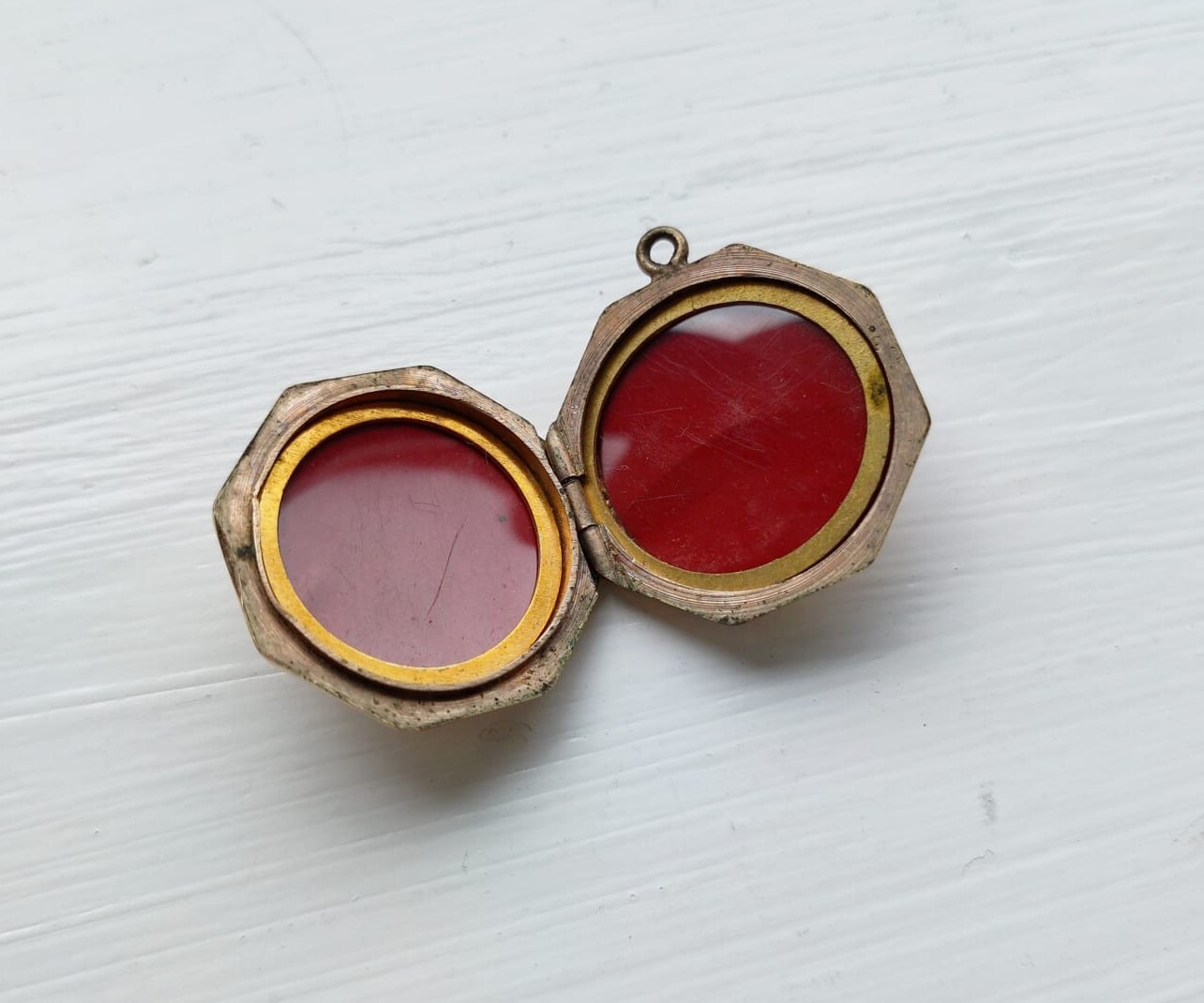 9ct CARAT GOLD FRONT AND BACK ANTIQUE VINTAGE LOCKET eBay