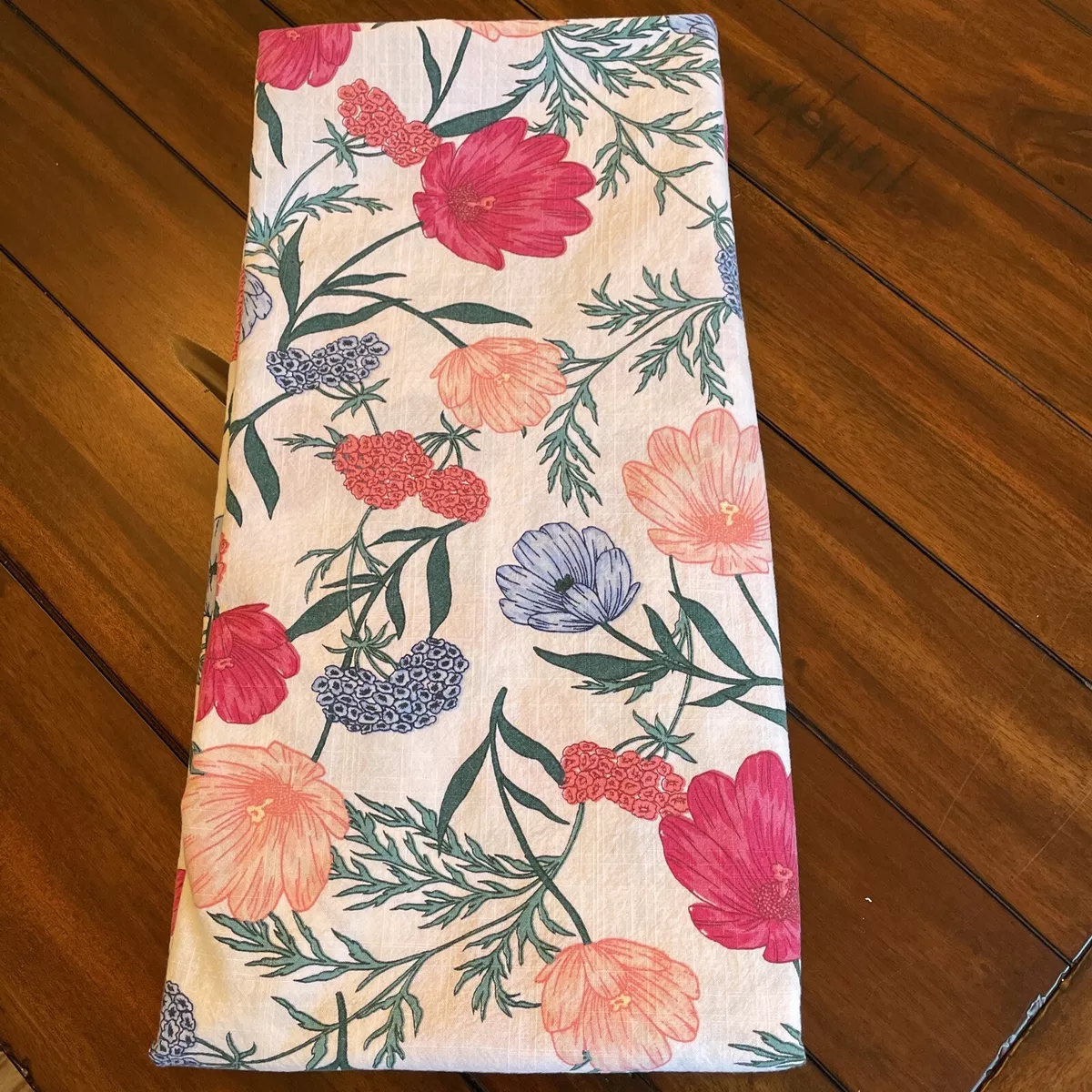 Kate spade tablecloth deals