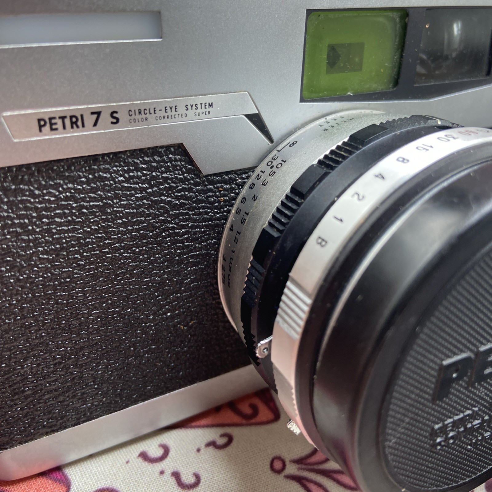 Vintage Camera Lot It 6  Canon AE-1 Kodak Pentax Petri Perkeo I Zorki 4 Untested