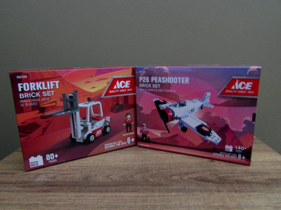 2 Ace Hardware P26 PEASHOOTER Airplane Nova Brix Legos forklift brick set-NIB