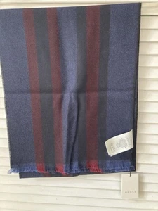 Foulard en laine Gucci neuf
