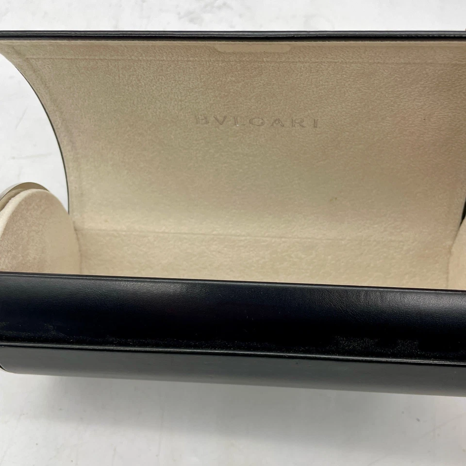 Estuche semiduro para gafas Bvlgari negro almeja protección magnética de viaje Foto 2 de 4
