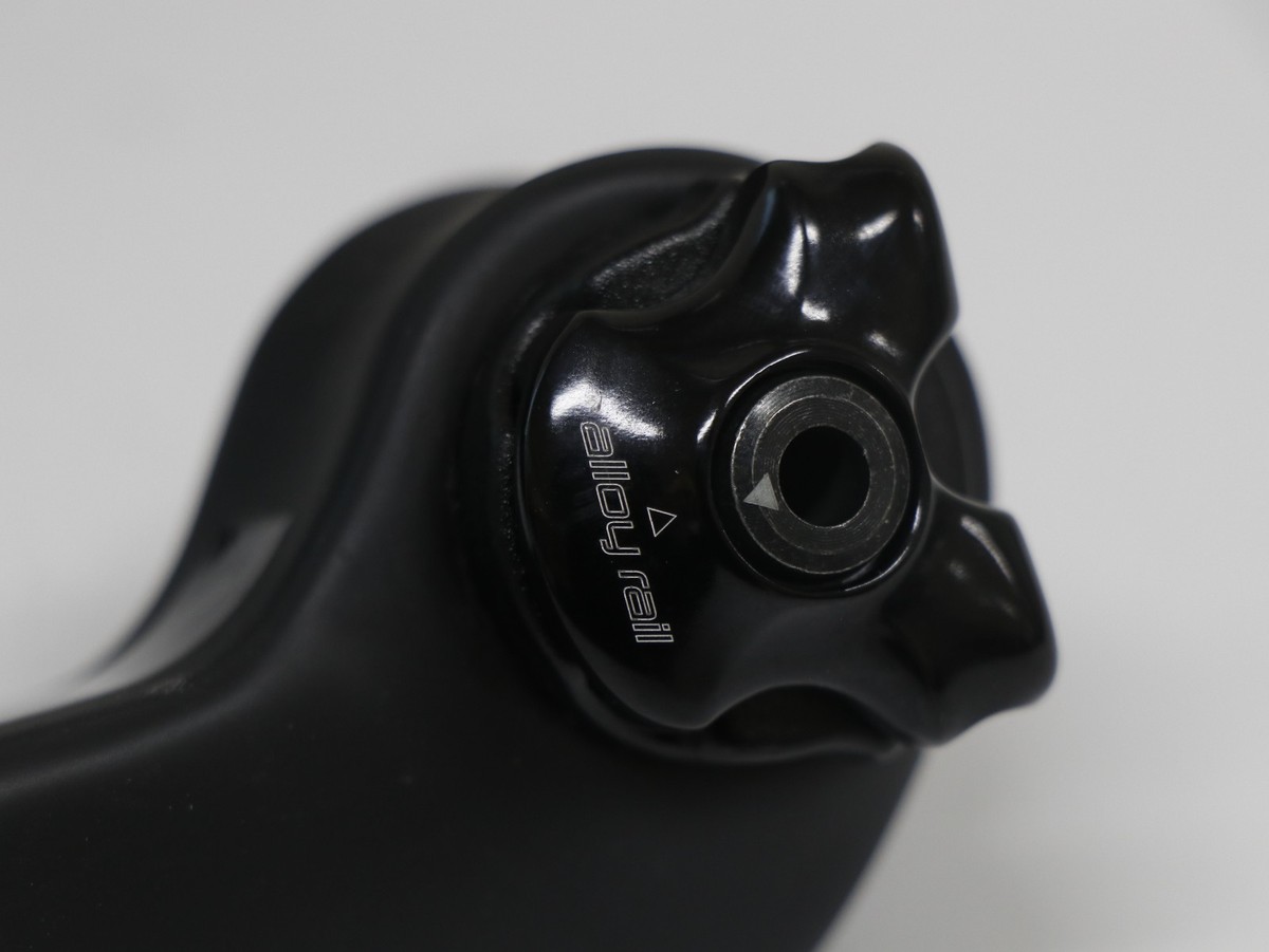 Specialized Shiv Disc Carbon Seatpost 350mm 0mm Offset - Ready to
