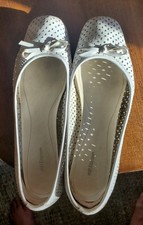 Croft & Barrow Marilla Women's Ballet Flats with Bow Size 8 M White Perforated