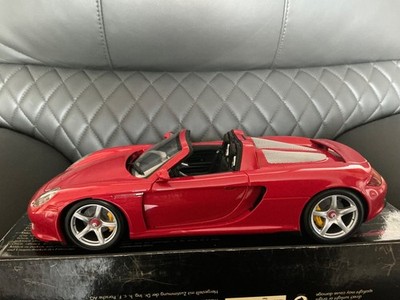 ミニカー MINICHAMPS Porsche Carrera GT 2004 1/18 s-l400.jpg